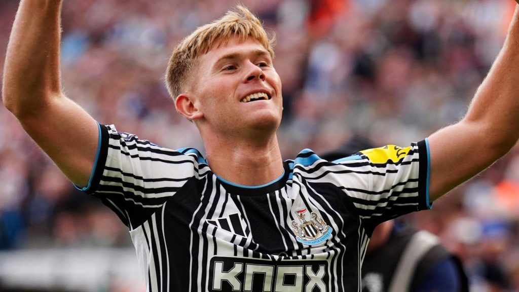skysports-lewis-hall-premier-league_7356195.jpg